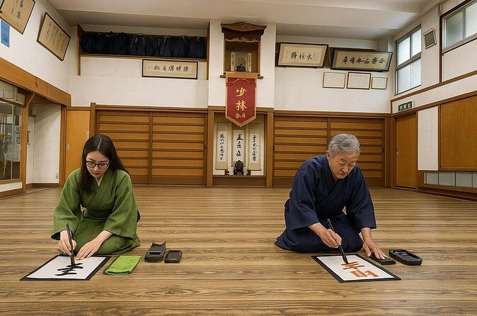 Japanese culture and calligraphy in Tokyo! - Your hanging scroll souvenir: how to use it after the class