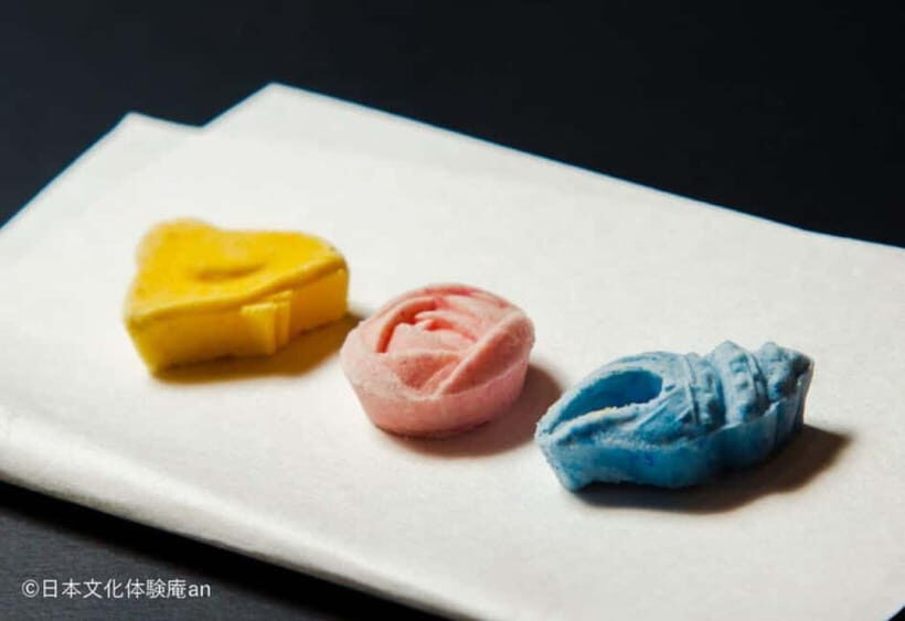 Japanese dried-type Sweets (Ohigashi) making - Making Wasanbon Ohigashi: What You Create in 30 Minutes