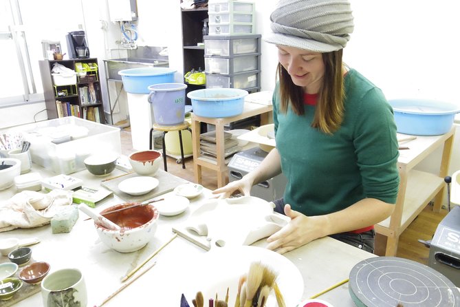 Japanese Pottery Class in Tokyo - Where the Studio Is: Finding Shiba Without Stress