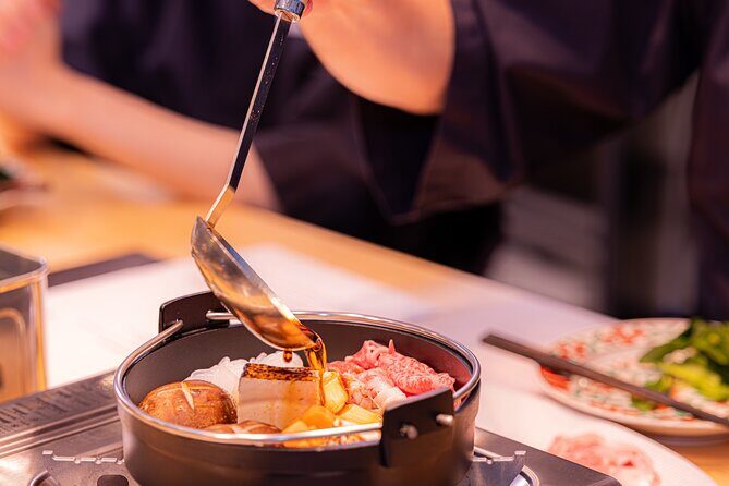 Japanese Sake Tasting & Wagyu Sukiyaki Cooking Class in Tokyo - Who this class fits best