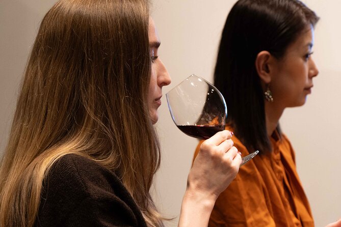 Japanese Wine Omakase in Shibuya – Guided Tasting, Not Sake - Small plates and smart pairings (why the food isn’t just filler)