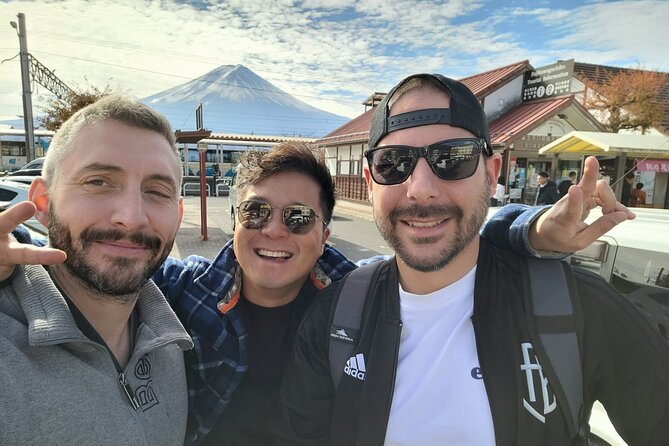 Johnny's Exclusive: Mt. Fuji Adventure from Kawaguchiko - Why this Fuji day feels different than the usual bus tour