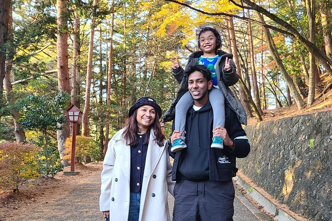 Johnny's Exclusive: Mt. Fuji Adventure from Kawaguchiko - Kitaguchi Hongu Fuji Sengen Jinja: shrine walk, gates, and UNESCO vibes