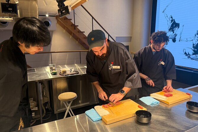 Kaisendon and Sashimi Cutting Workshop - Meeting in Nishiazabu: Getting to DKビル Without Stress