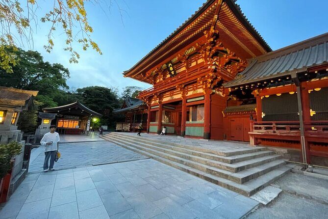 Kamakura Full Day Walking Tour with Local Expert Guide and Pickup - Tsurugaoka Hachimangu Shrine: Where Kamakura Shows Its Heart