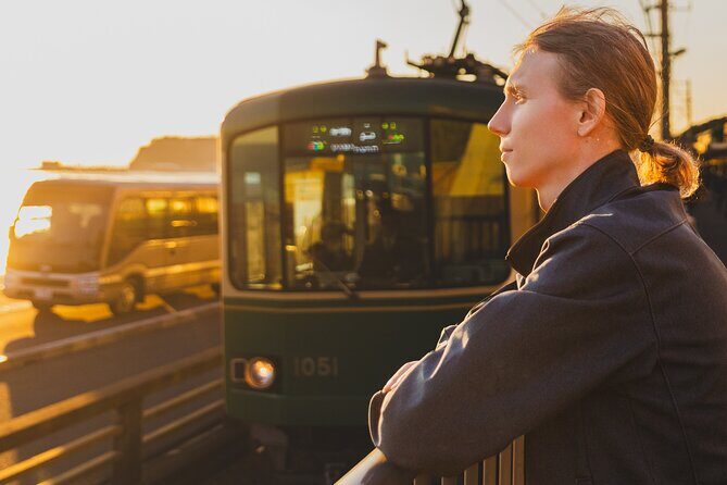 Kamakura Tour with Pro Photographer: Anime Train & Fuji Sunset - What you get after: 30+ edited portraits within 72 hours