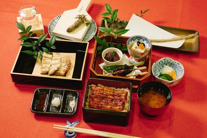 Kawagoe Japanese Food Tour : Unagi Kaiseki and Sake near Tokyo - The meal: appetizer, shirayaki, and unajū over rice