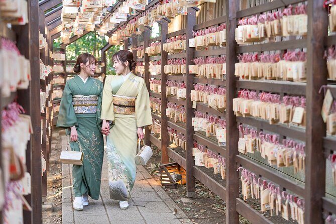 Kawagoe:Family-Friendly Kimono & Yukata Experience at WARGO - Comfort in a kimono: what to expect from real-world walking