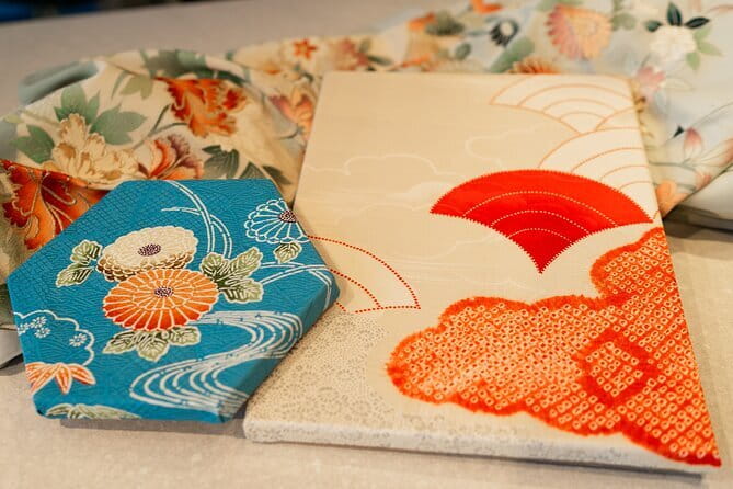 Kimono Art Workshop in Tokyo - Kimono art in Tokyo: what you make and why it feels meaningful