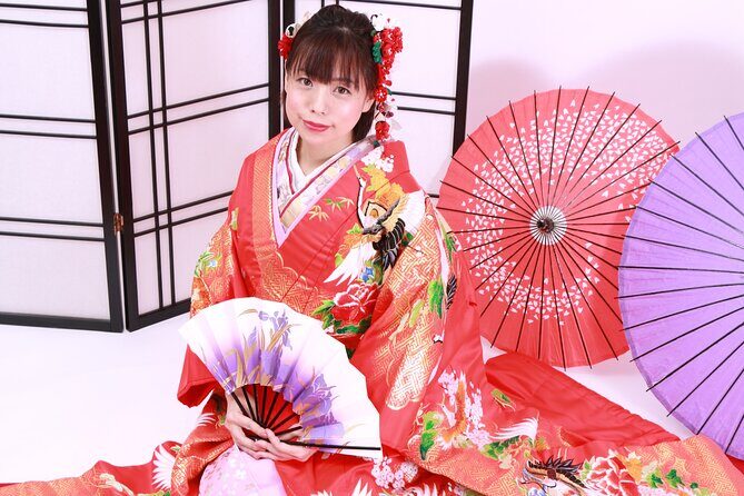 Kimono Photo Shooting Family and Group Plan in Tokyo - Outfit choice: kimono elegance or samurai style