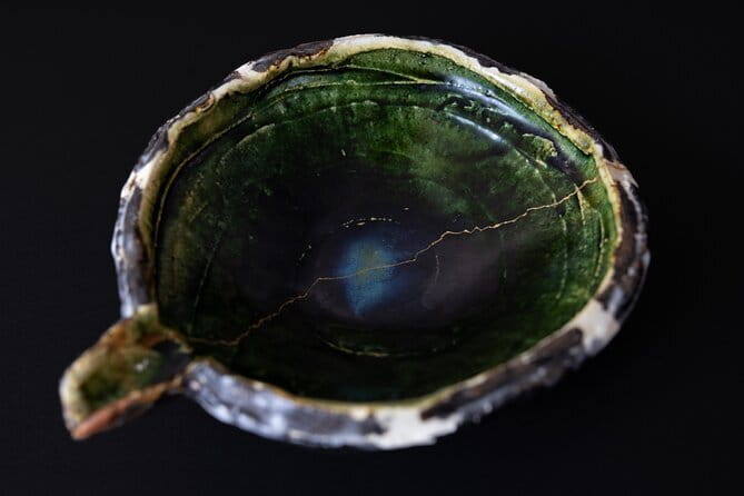 Kintsugi Workshop Class in Shibuya, Tokyo with mon cadeau - Matcha, Local Sweets, and the Break You Actually Need