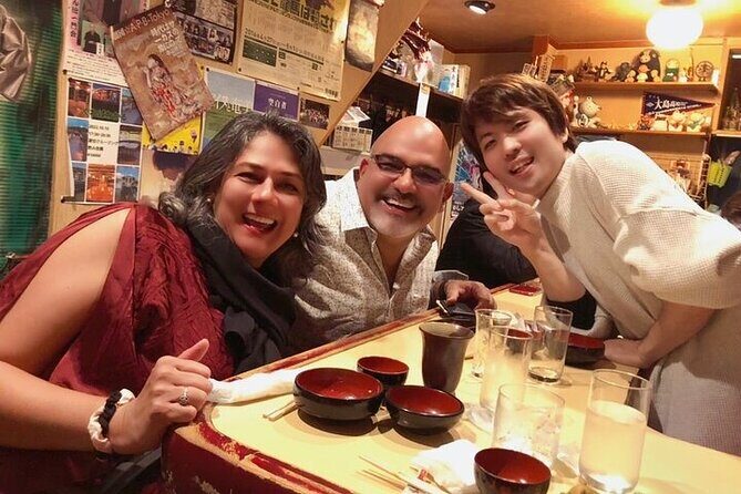 Licensed Guide Shinjuku Dramatic Tour (Tokyo) - Getting Oriented in Kabukichō: Start at Shinjuku Prince Hotel