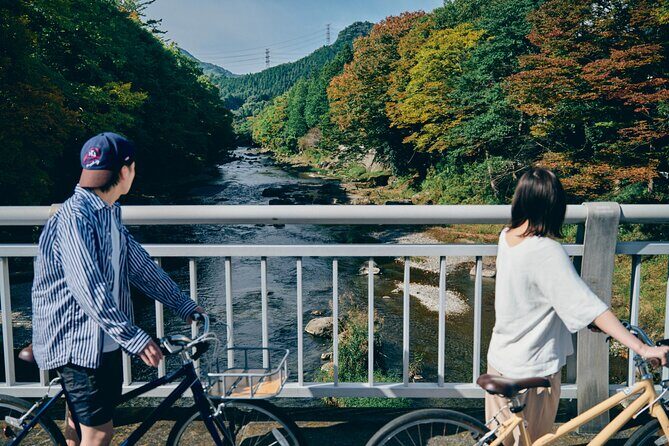 Little Adventure with Cycling in Tokyo No. 1 Crystal Clear River - 秋川溪谷瀨音之湯: suspension bridge, hot-spring footbath, and souvenirs