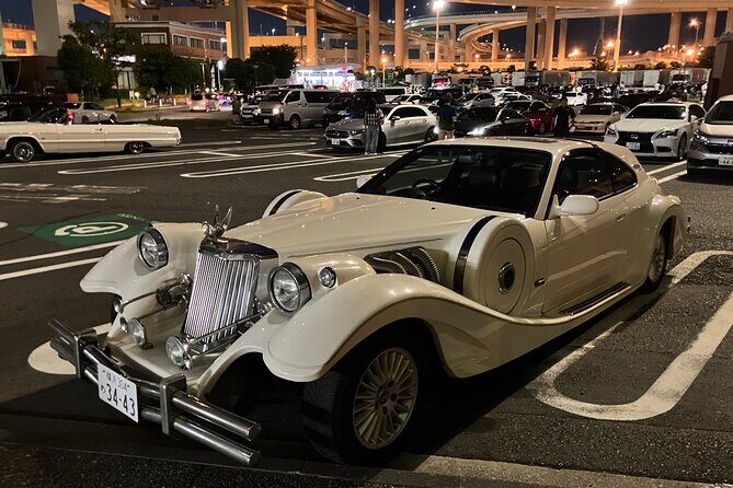 Luxury Tokyo Night Drive – Porsche Panamera, Daikoku PA & Bay - Your host and the car-culture explanations you’ll actually use