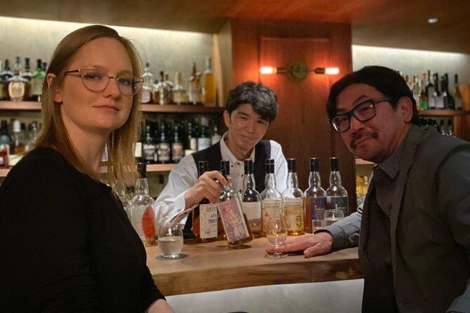 《MEMBERS-ONLY-BAR-HOPPING》Discover Your Special Whiskey in Tokyo! - Stop 1 in Ebisu: tiny bar energy and your first customized pours