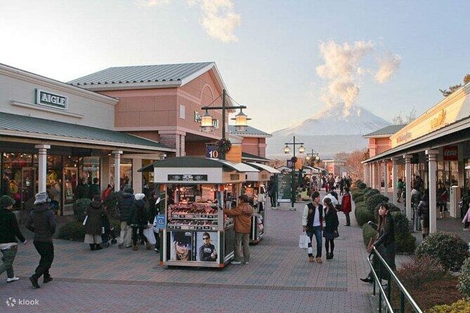 Mount Fuji 5th Station, Arakurayama, Oshino Hakkai and Hot Spring - Price and Value from Tokyo: Is $68.74 a Good Deal?