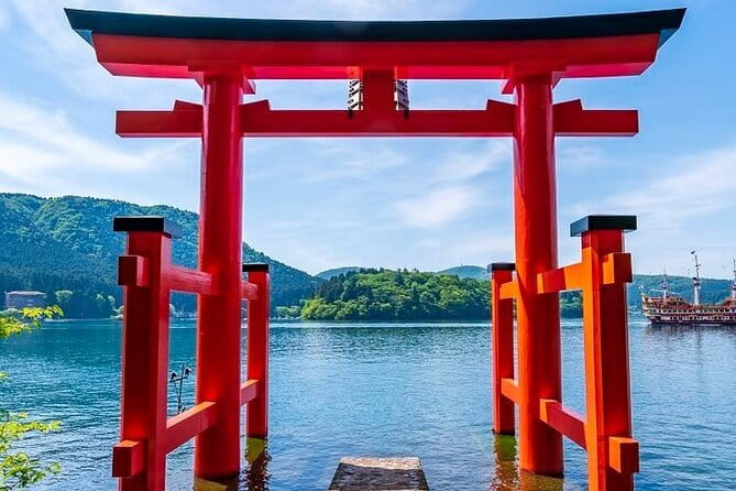 Mount Fuji and Hakone Private Tour with Pickup from Tokyo - Oishi Park: fast, free, and easy on the legs