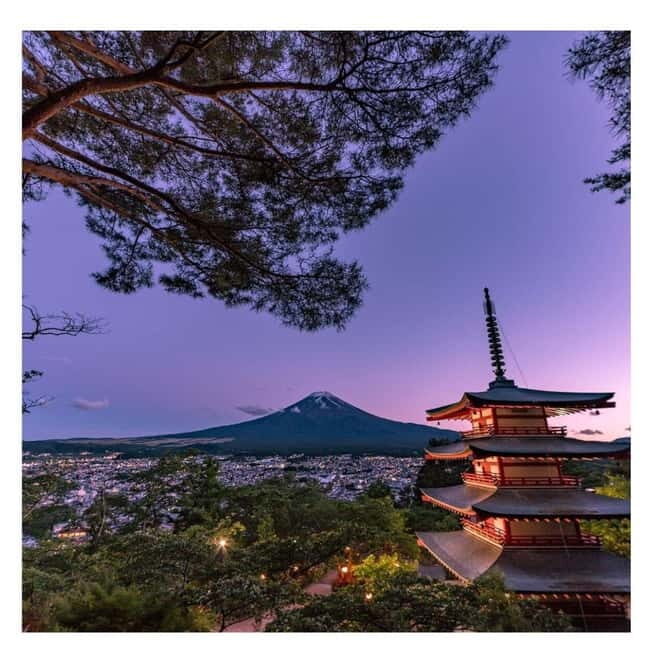 Mount Fuji Full Day Private Tour from Tokyo Full Customized - Arakurayama Sengen Park and Chureito Pagoda: the photo stop worth timing