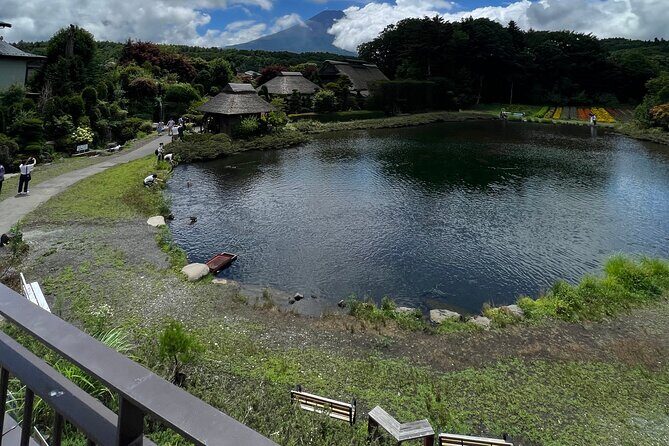Mt.Fuji and Hakone Private SightSeeing Day Tour With Guide - The 10-hour plan: how the day stays focused