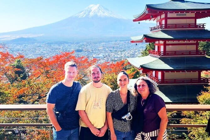 Mt.Fuji Arakurayama Sengen Park,Oshino Hakkai,Kawaguchi Lake Tour - Arakurayama Sengen Park: Chureito Pagoda and the Steps to the Classic View