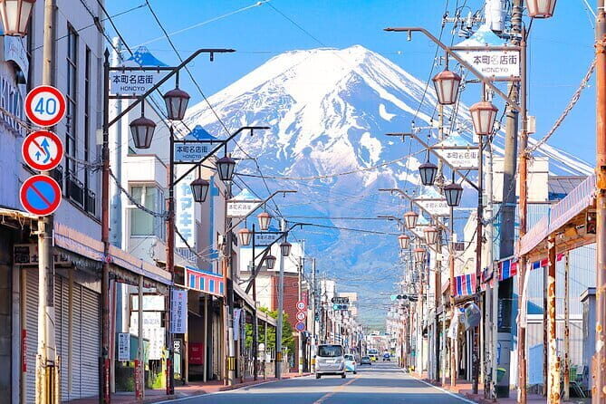 Mt.Fuji Arakurayama Sengen Park,Oshino Hakkai,Kawaguchi Lake Tour - Hikawa Clock Shop Street: A Quick Fuji Walk You Can Actually Enjoy