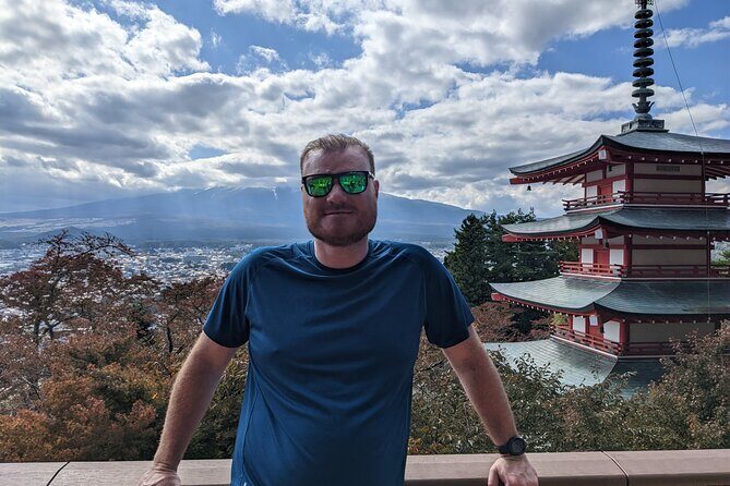 Mt. Fuji Five Lakes Private Tour with Licensed Guide (Tokyo DEP) - Price and value: $286 plus what you’ll likely spend extra