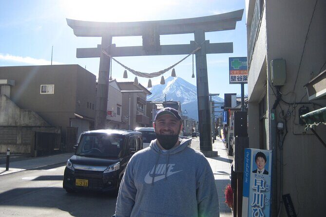 Mt. Fuji Five Lakes Tour with Guide & Vehicle (Kawaguchiko Dep) - Lake Kawaguchiko: Start With the Lake View, Not the Checklist