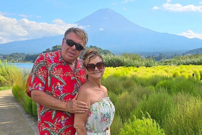 Mt Fuji Tour with Japanese Local Guide on Private Car from Tokyo - The most important part: guide quality and how to get the best English support