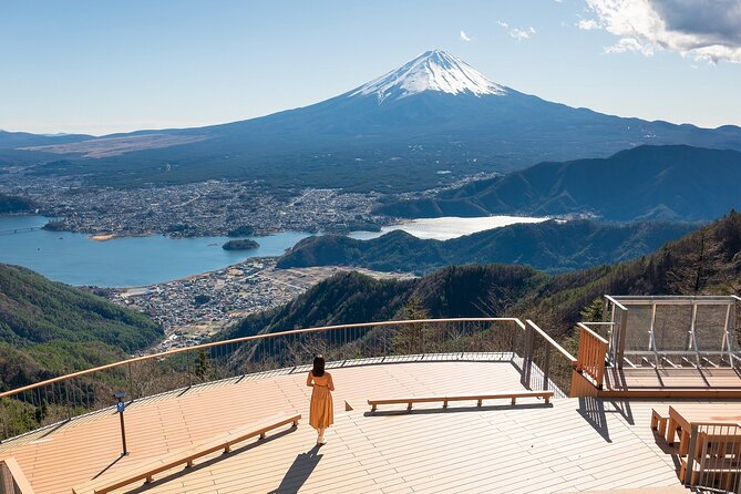 Muslim Friendly Mt. Fuji Tour with Halal Lunch and Prayer Time - Meeting point in Tokyo: start clean, simple, and on time