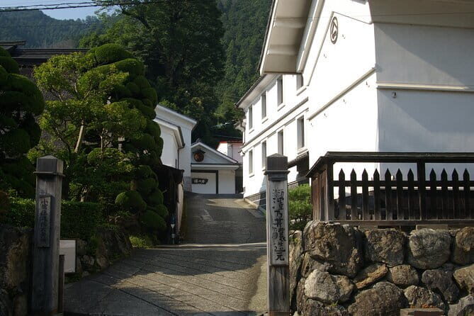 Nagano Private Tour With English Speaking Driver - Zenko-ji Temple: where old legends set the tone