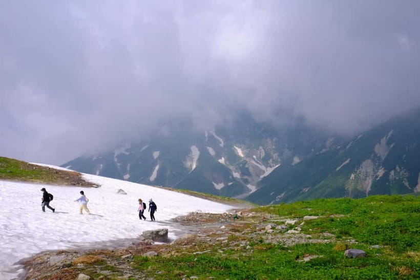 Nagano: World’s Edge Tateyama Kurobe Alpine Route Tour - Why the Tateyama Kurobe Alpine Route feels like a whole country in one line