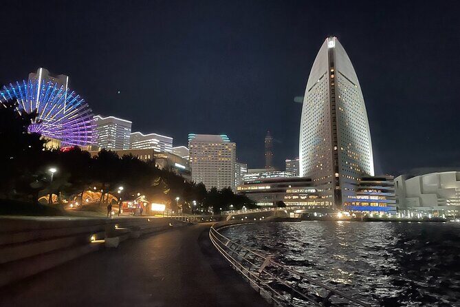 Night Walking Tour Yokohama, Walk and Discover with a Local - What to expect during the stops (and how to get the most out of them)