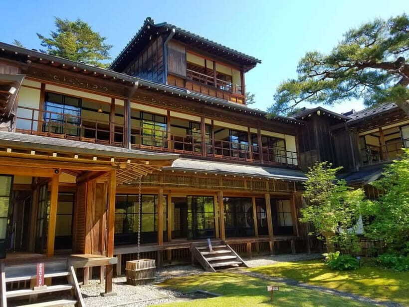 Nikko in Style: Luxury private Day Tour with English guide - Toshogu Shrine UNESCO: what you should actually look for