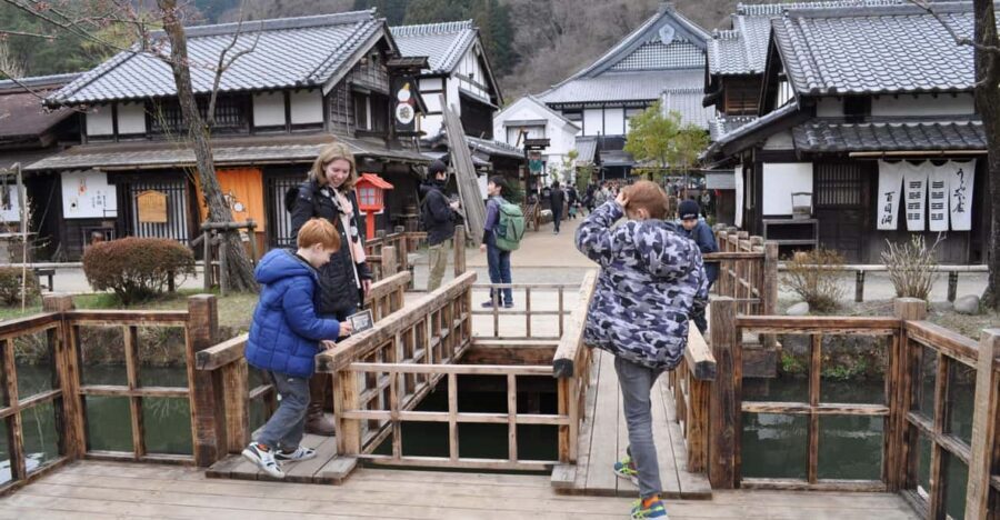 Nikko in Style: Luxury private Day Tour with English guide - Shinkyo Bridge and Futarasan jinja: the gentle lead-in