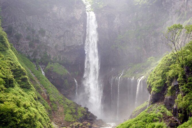Nikko World Heritage 1 Day Tour - Stop 1: Entering Toshogu Shrine (National Treasure Details)