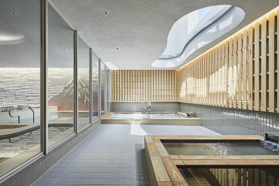 Onsen Spa in Tokyo and Asakusa Bar Hopping with Local Guide - What It Feels Like When Your Guide Steps Back