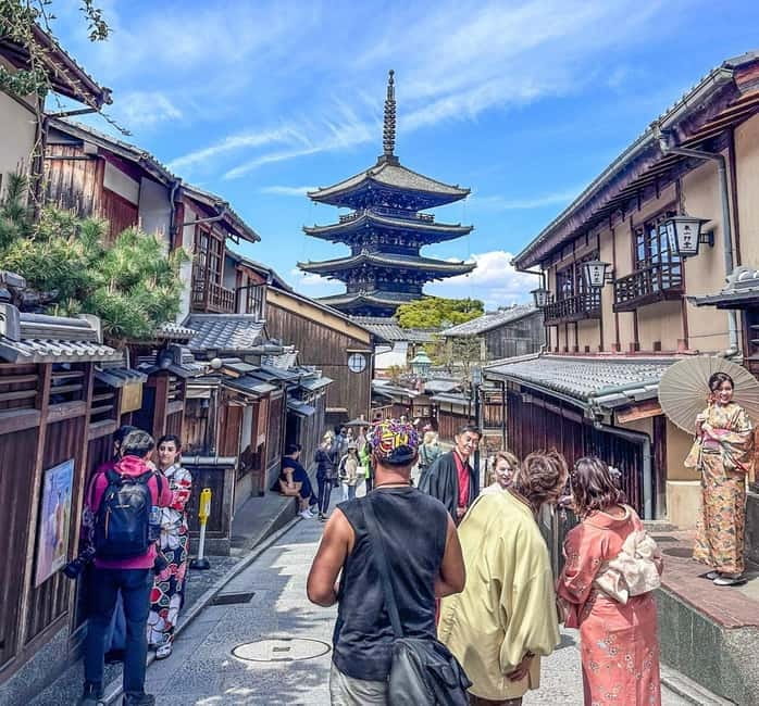 Osaka/Kyoto/Nara: Private Full-Day Sightseeing Tour - Fushimi Inari and Arashiyama bamboo: the two photos that feel like a story