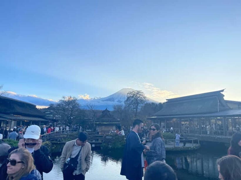 Private 2-Day Tour: Mt Fuji Hakone & Kamakura + Onsen Ryokan - Oshino Hakkai and the Fuji pilgrimage shrines
