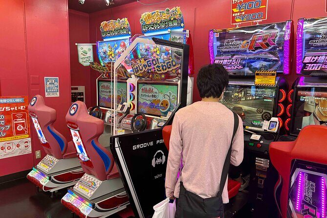 Private Akihabara Anime Guided Walking Tour - The 1:00 pm afternoon timing: freedom plus structure