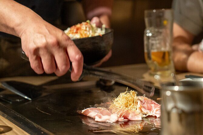 Private Bar Hopping Tour in Shinjuku Golden Gai - Why Golden Gai feels like a maze without a local hand