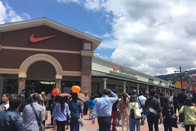 Private Car Mt Fuji and Gotemba Outlet in One Day from Tokyo - Gotemba Premium Outlets: Deals With a Time Limit You Can Manage