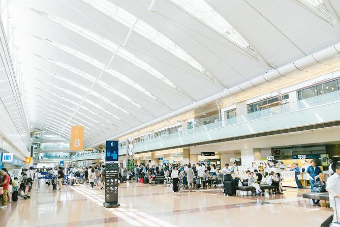 Private Departure Transfer : Tokyo Disney to Haneda International Airport - Timing that matters: when you’ll arrive for international vs. domestic flights