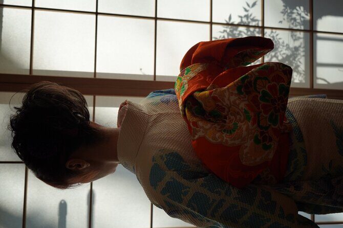 Private Kimono and tea ceremony at local home near Tokyo Disney - Hairstyling + accessories: the finishing touches that make the photos work