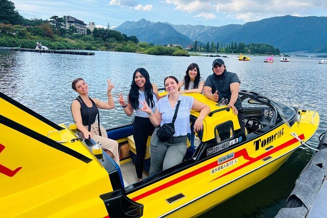 Private Mount Fuji Tour in Luxury Vehicle with English Guide - Lake Kawaguchiko: the Fuji Five Lakes classic you can actually enjoy