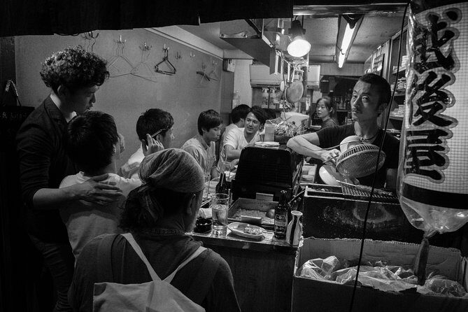 Private Shinjuku Nightlife Walking Tour & Golden-Gai Bar Crawl - The real star: how the guide changes your whole evening