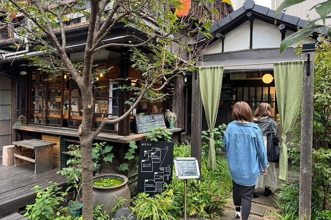 Private Tour : Experience Old Tokyo: Cultural Walk in Yanaka Nezu - A 2–3 Hour Private Walk Through Yanaka Ginza and Nezu