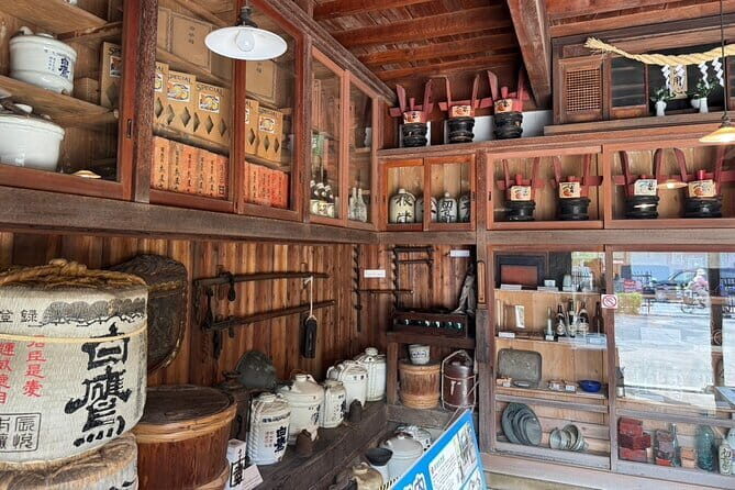 Private Tour : Experience Old Tokyo: Cultural Walk in Yanaka Nezu - Yuyake Dandan: The Staircase View Moment That Sets the Tone