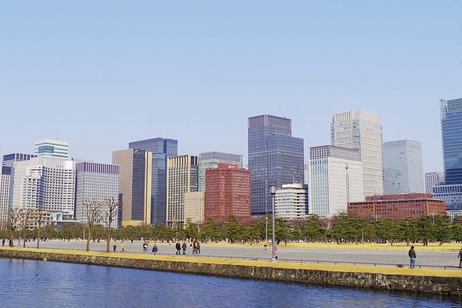 Private Tour - History, Art and Nature at the Imperial Palace - National Museum of Modern Art, Tokyo: Modern Art in an Imperial Setting
