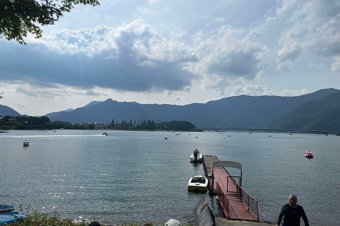 Private tour - Scenic Fuji Escape: Hakone, Peace Park & More - The guide factor: what makes Puskal’s style matter