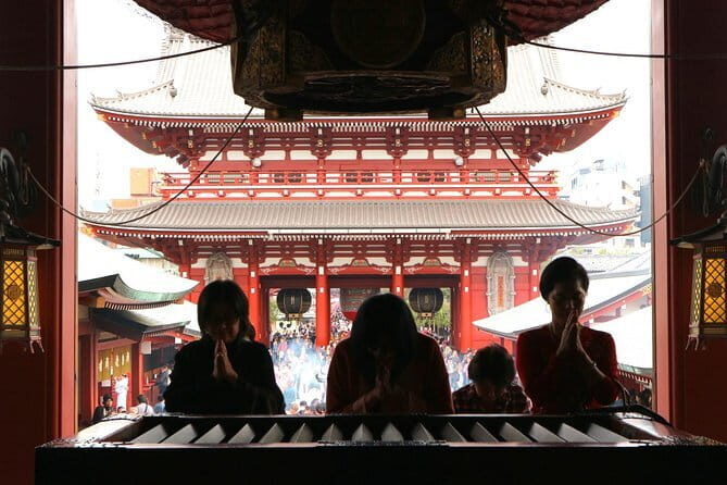Private Tour - Thousands of lucky cats! Go by tram, Gotokuji Tour - Gotokuji Temple: Thousands of Maneki Neko and Zen Calm